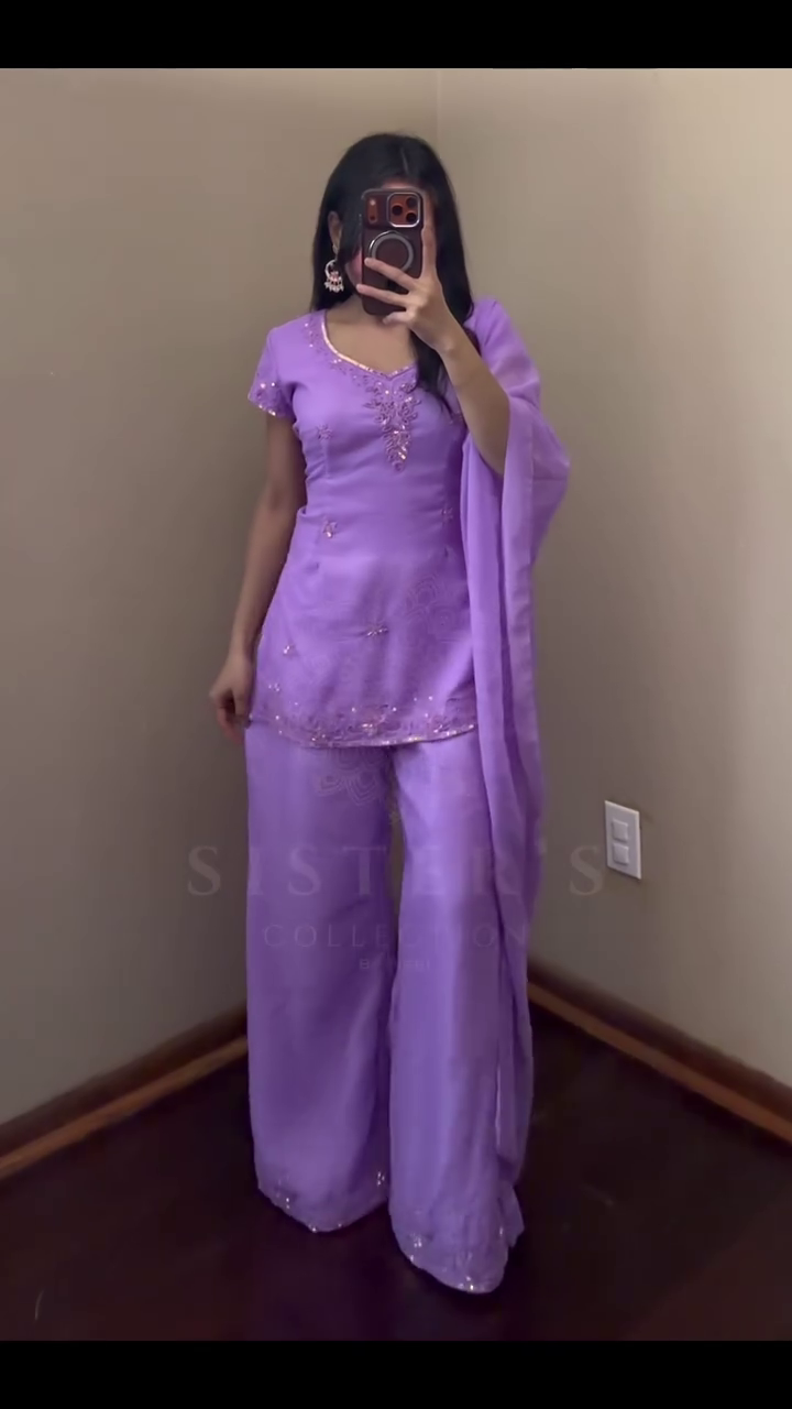 Kurta Set with Dupatta – Elegant Ethnic Wear for Every Occasion