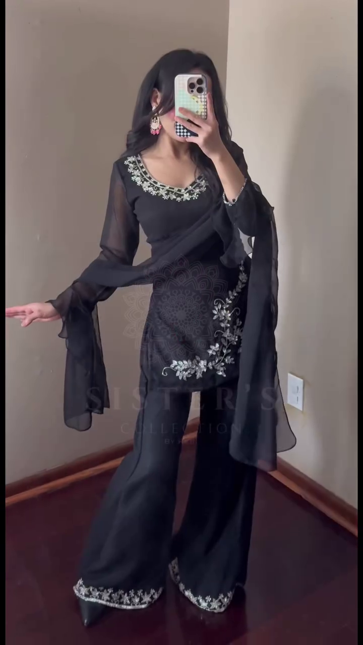 Kurta Set with Dupatta – Elegant Ethnic Wear for Every Occasion