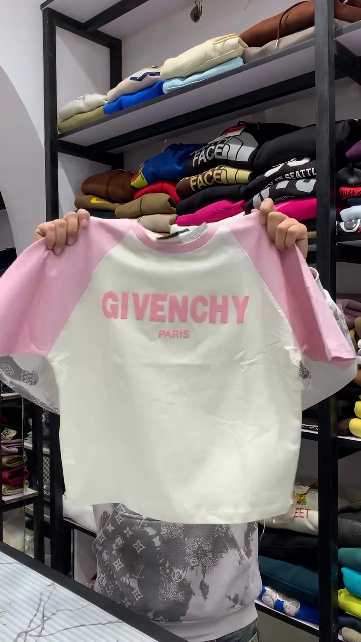 💖 Blush Breeze Raglan T-Shirt – Casual Chic Statement Tee | Available in Multiple Colours, Designs & Sizes (XXS–XXL) ✨