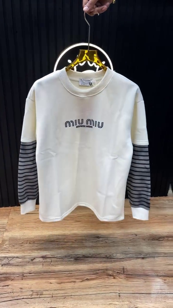 🤍 Urban Layered Illusion Sweatshirt – Casual Street-Style Essential | Available in Multiple Colours, Designs & Sizes (XXS–XXL) ✨