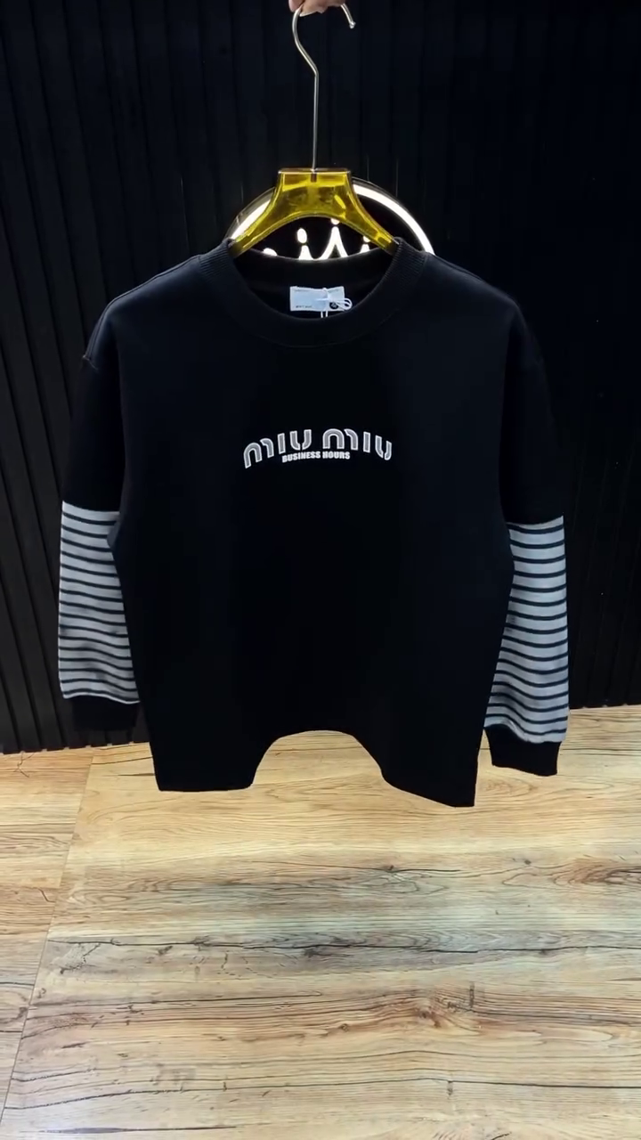 🤍 Urban Layered Illusion Sweatshirt – Casual Street-Style Essential | Available in Multiple Colours, Designs & Sizes (XXS–XXL) ✨