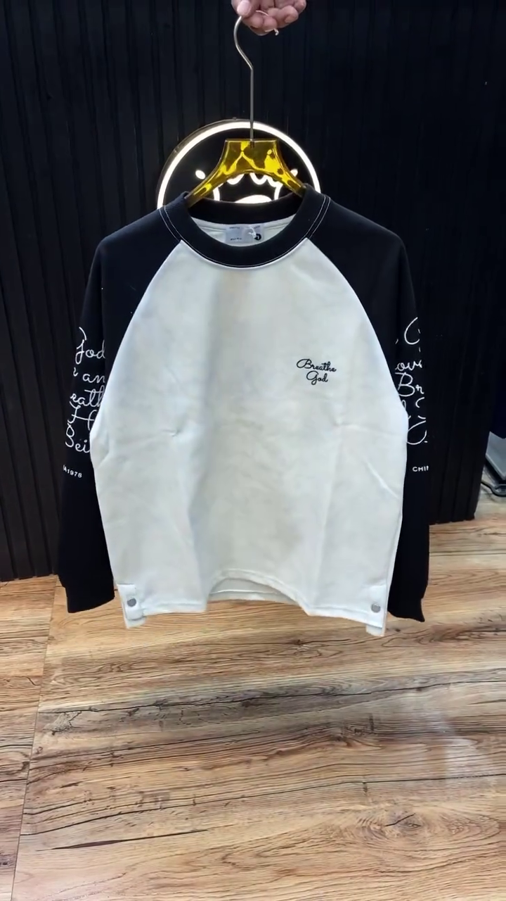 🤍 Urban Layered Illusion Sweatshirt – Casual Street-Style Essential | Available in Multiple Colours, Designs & Sizes (XXS–XXL) ✨