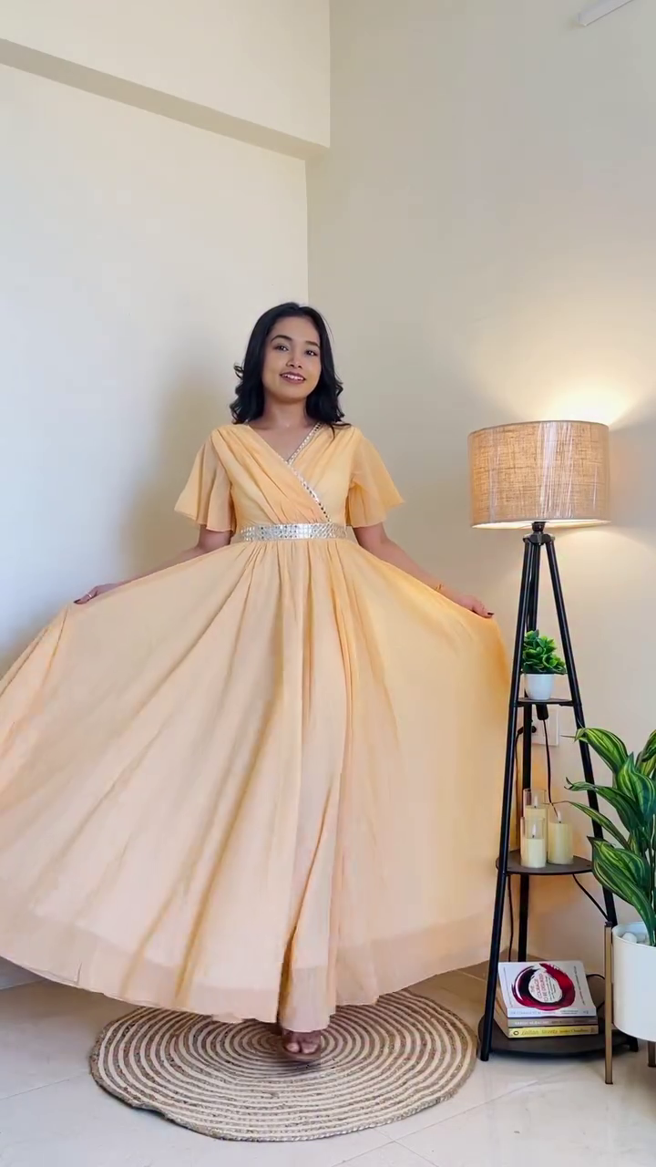 Elegant Women’s V-Neck Fit & Flare Maxi Dress with Flared/Bell Sleeves – Timeless Style & Comfort