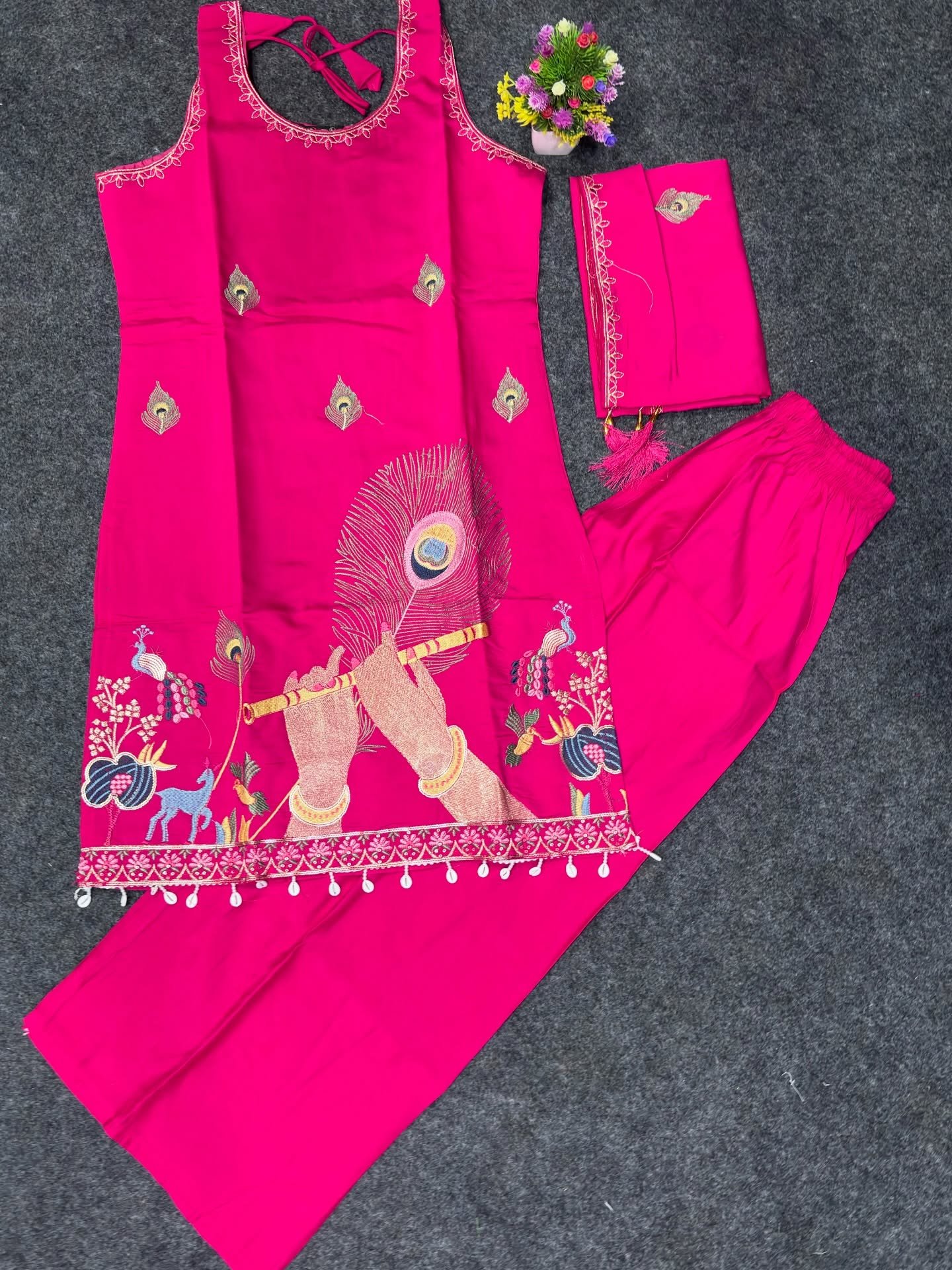 Kurta Set with Trousers & Dupatta – Premium Ethnic Style at Just ₹149