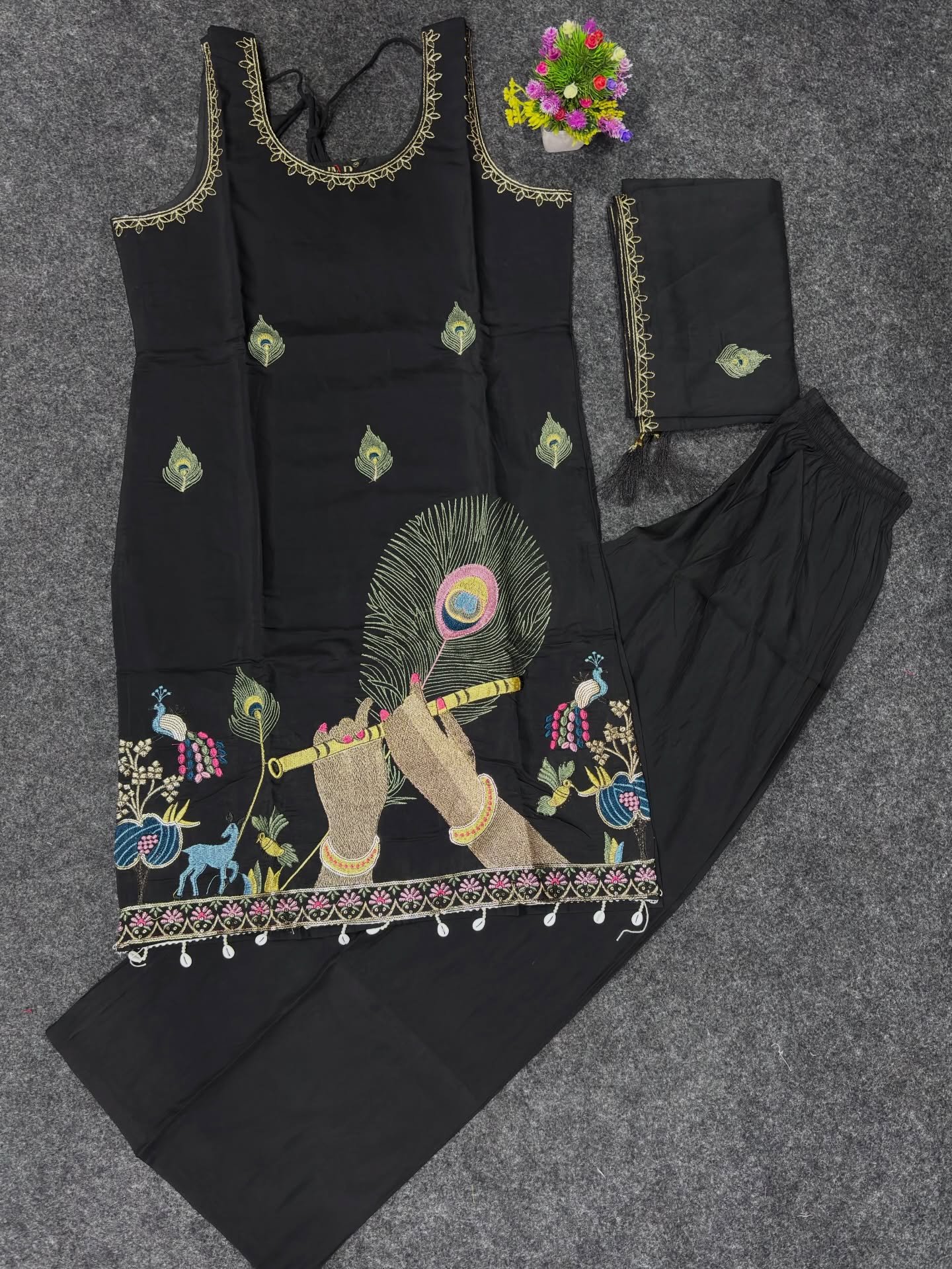 Kurta Set with Trousers & Dupatta – Premium Ethnic Style at Just ₹149